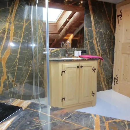 Partel Loudge * Cortina d'Ampezzo